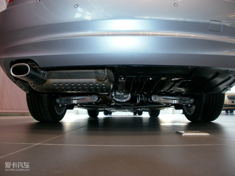 2011��R3ϵ�p�T 320i �p�T�I��܇