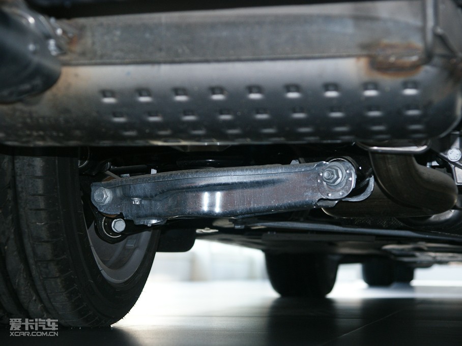 2011��R3ϵ�p�T 320i �p�T�I��܇