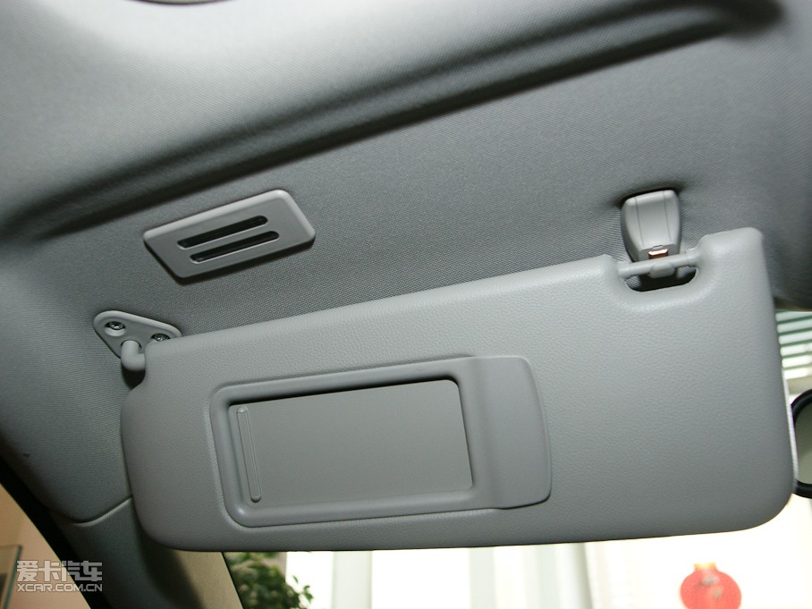 2011��R3ϵ�p�T 320i �p�T�I��܇