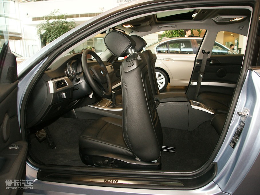 2011R3ϵpT 320i pTI܇