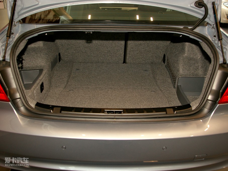 2011R3ϵpT 320i pTI܇