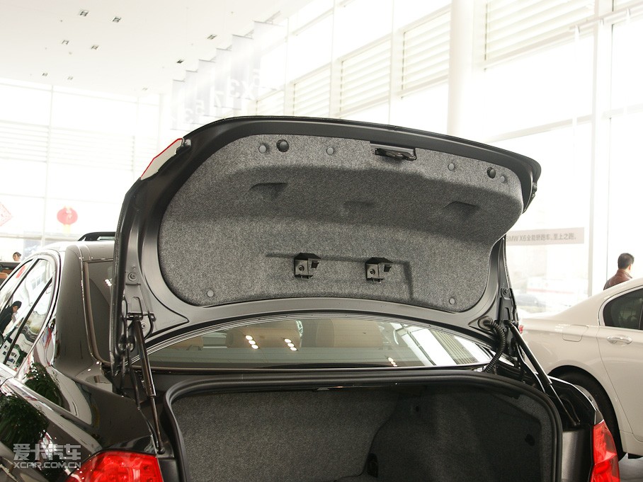 2011R3ϵT 325i M \Ӱ