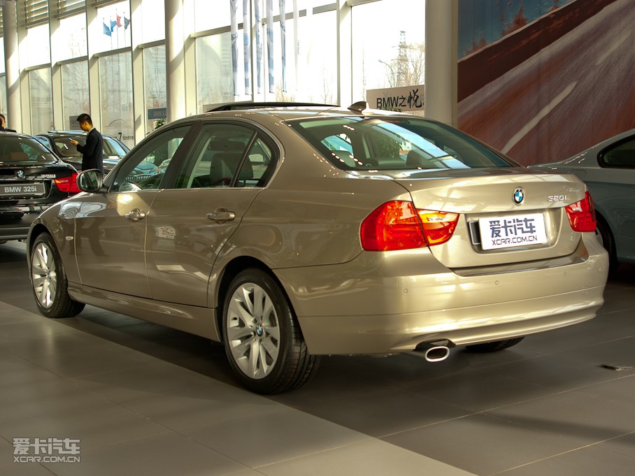 2011R3ϵT 320i A