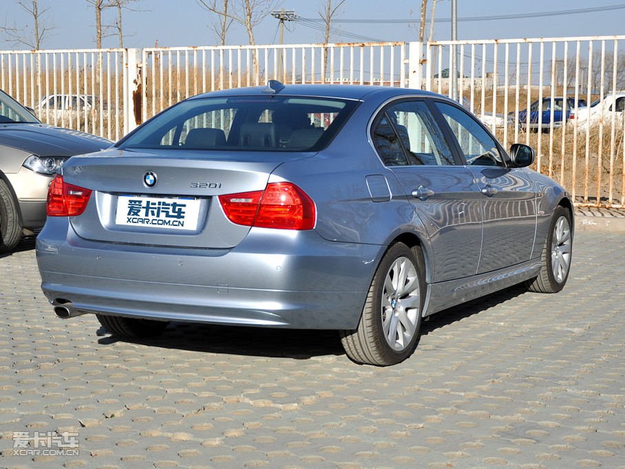 2011R3ϵT 320i A