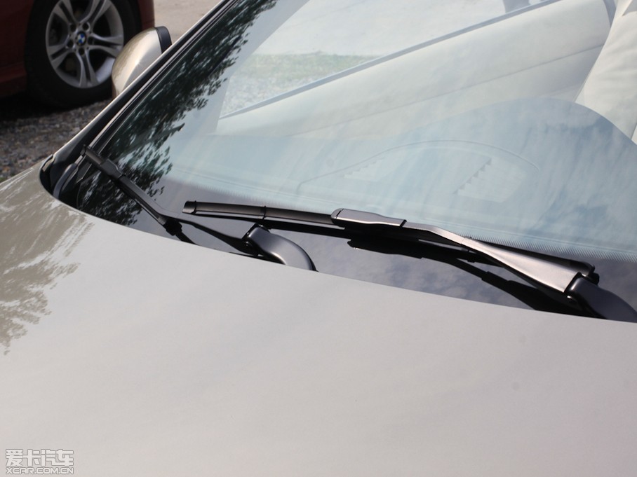 2011��R3ϵ���� 330i �����I��܇