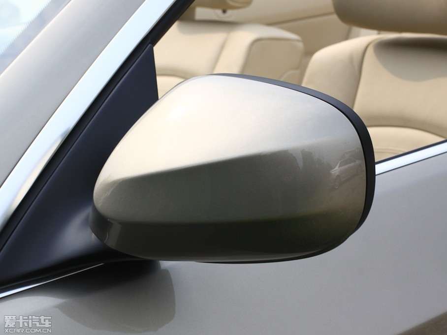 2011R3ϵ 330i I܇