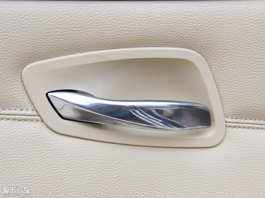 2011R3ϵ 330i I܇