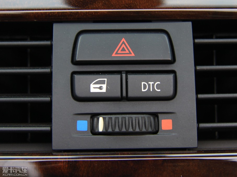 2011R3ϵ 330i I܇