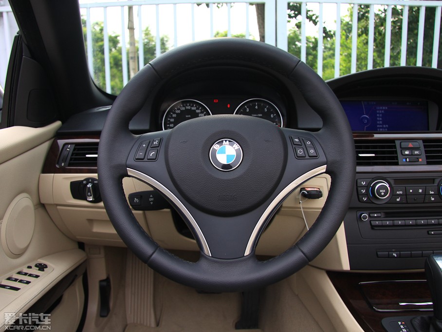 2011R3ϵ 330i I܇