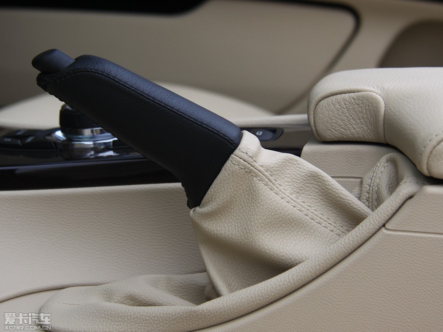 2011��R3ϵ���� 330i �����I��܇