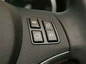 2011320i pTI܇ п؅^