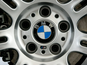 2011325i M \(yn)(dng) (x)(ji)^