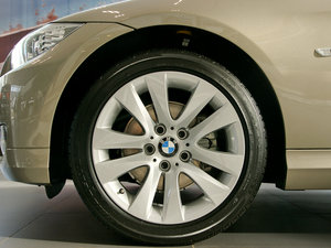 2011320i A (ji)^