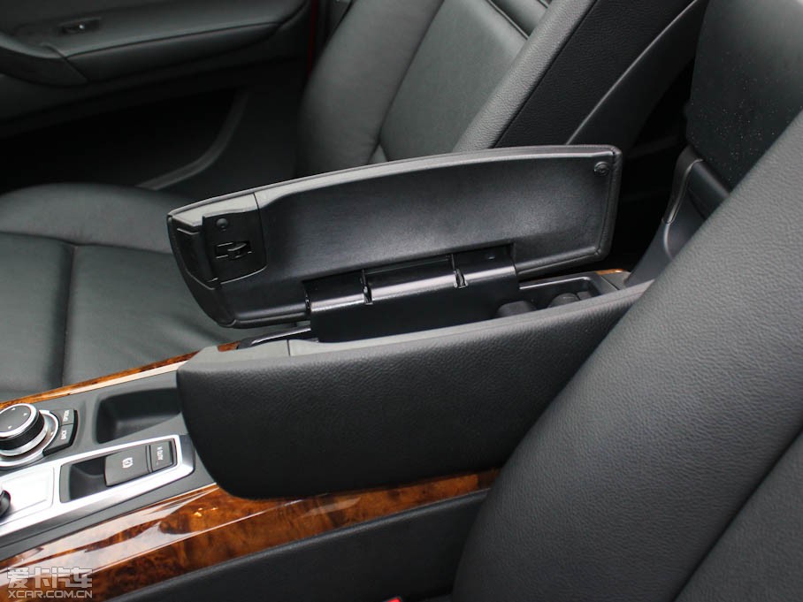 2011RX5(M) xDrive35i A