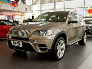 2011款xDrive50i 领先版 整体外观