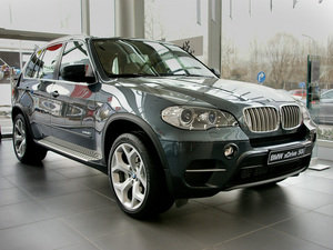 2011xDrive50i IȰ w^