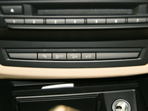 2011xDrive50i IȰ п؅^