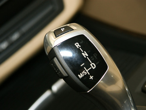 2011xDrive50i IȰ п؅^