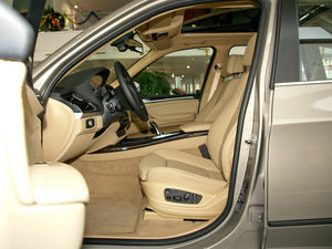 2011款xDrive50i 领先版 主驾驶座椅调节