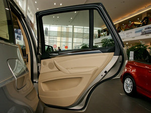 2011xDrive50i I(lng)Ȱ g