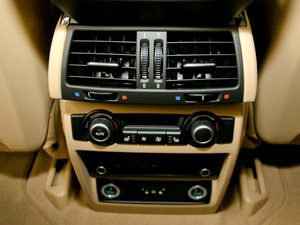 2011xDrive50i I(lng)Ȱ g