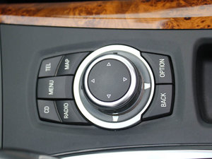 2011款xDrive35i 豪华版 音响调节