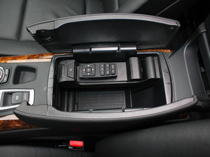 2011xDrive35i A п؅^(q)