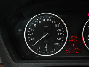 2011xDrive35i A п؅^(q)