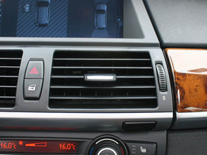 2011款xDrive35i 豪华版 中控区