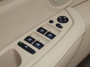 2011xDrive35i A п؅^