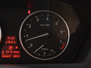 2011xDrive35i A п؅^