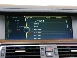 2010款4.4T 混合动力 中控区