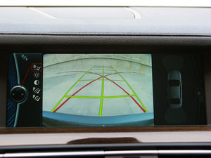 2010款4.4T 混合动力 中控区
