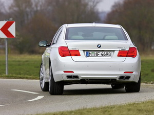 2010款760Li 整体外观