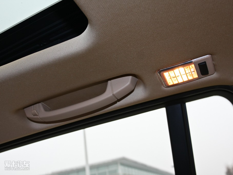 2010RX3Mڣ xDrive 30i ̽