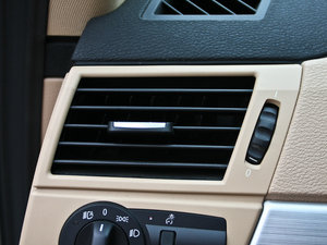 2010xDrive 30i ̽ п؅^(q)