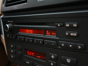 2010xDrive 30i ̽ п؅^(q)