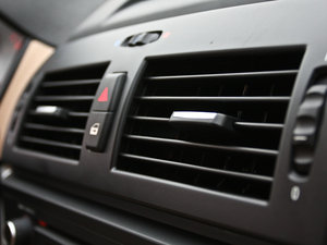 2010xDrive 30i ̽ п؅^(q)