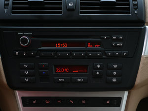 2010款xDrive 30i 探索版 音响调节