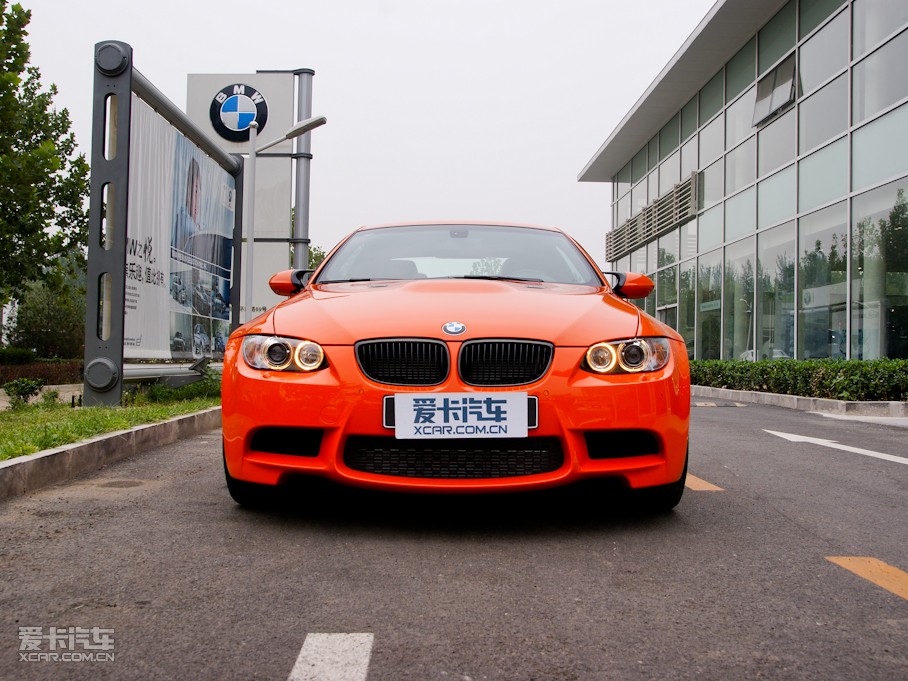 2010RM3pT 4.0 V8 25ذ