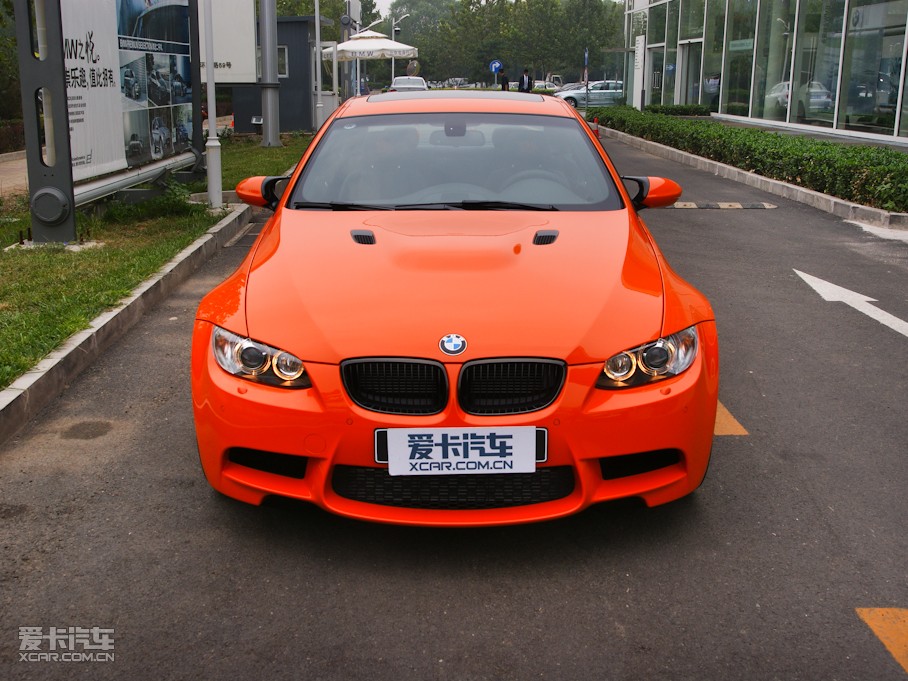 2010RM3pT 4.0 V8 25ذ