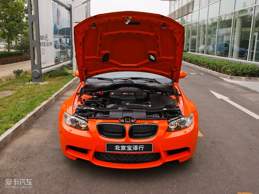 2010RM3pT 4.0 V8 25ذ