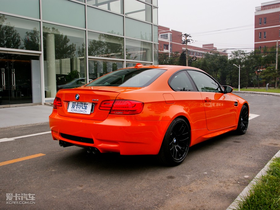 2010RM3pT 4.0 V8 25ذ