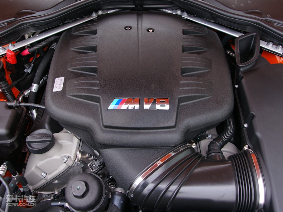 2010RM3pT 4.0 V8 25ذ