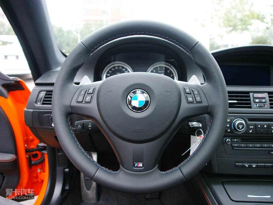 2010RM3pT 4.0 V8 25ذ