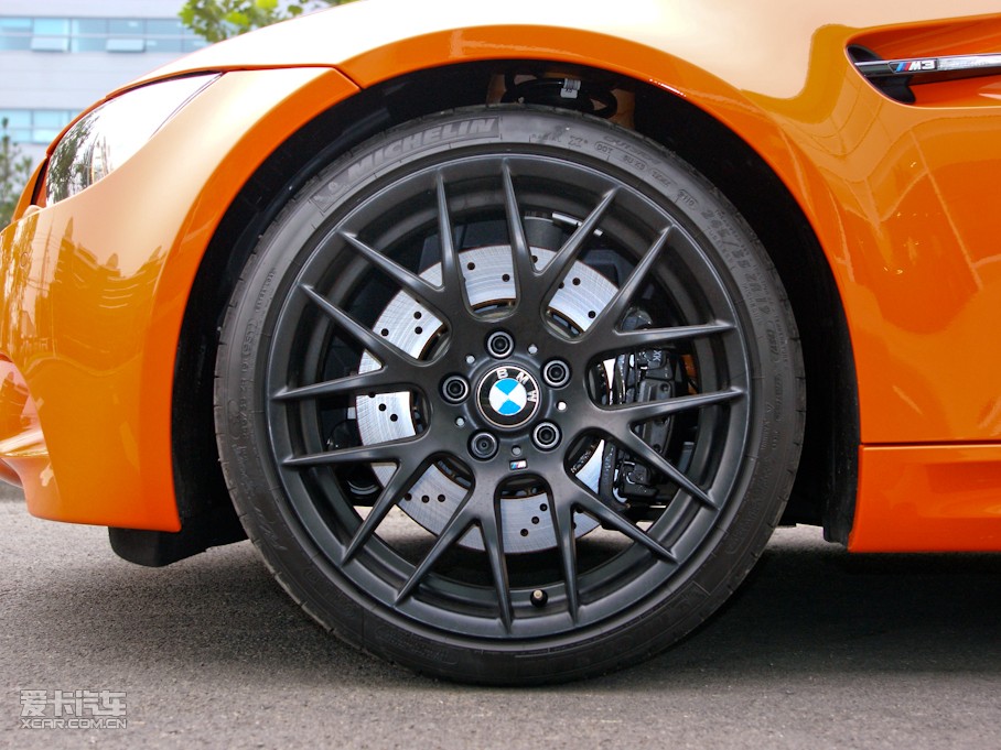 2010RM3pT 4.0 V8 25ذ