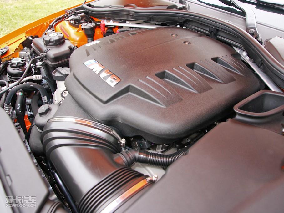 2010RM3pT 4.0 V8 25ذ