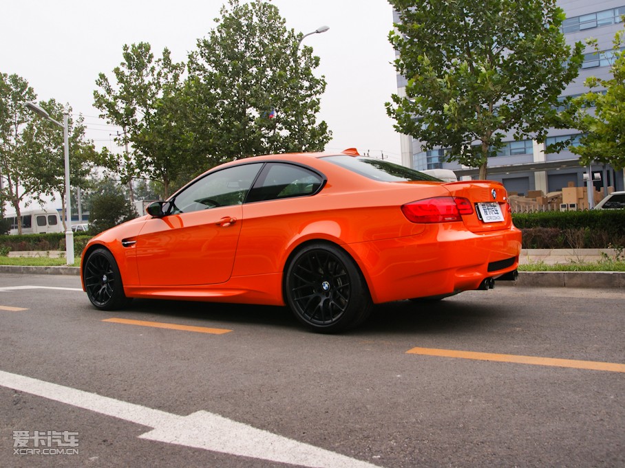 2010RM3pT 4.0 V8 25ذ