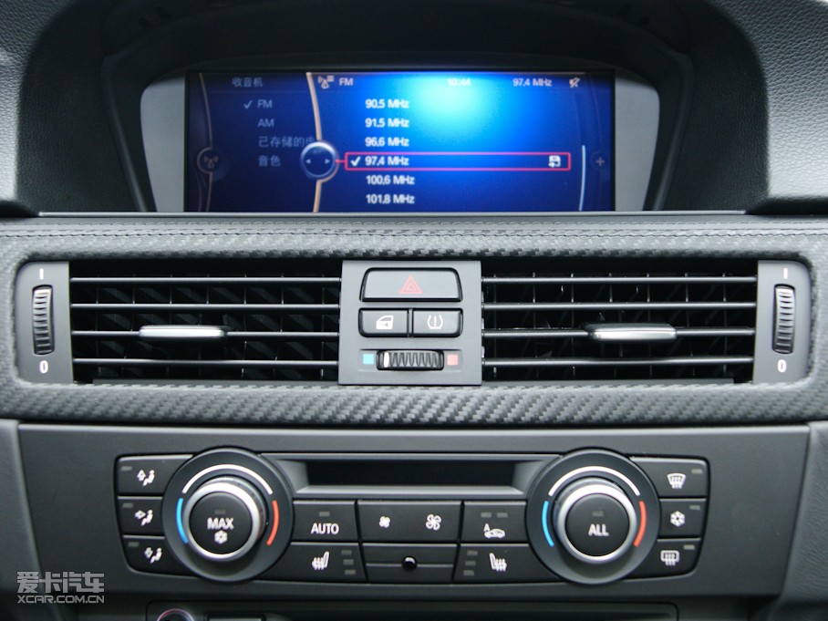 2010RM3pT 4.0 V8 25ذ