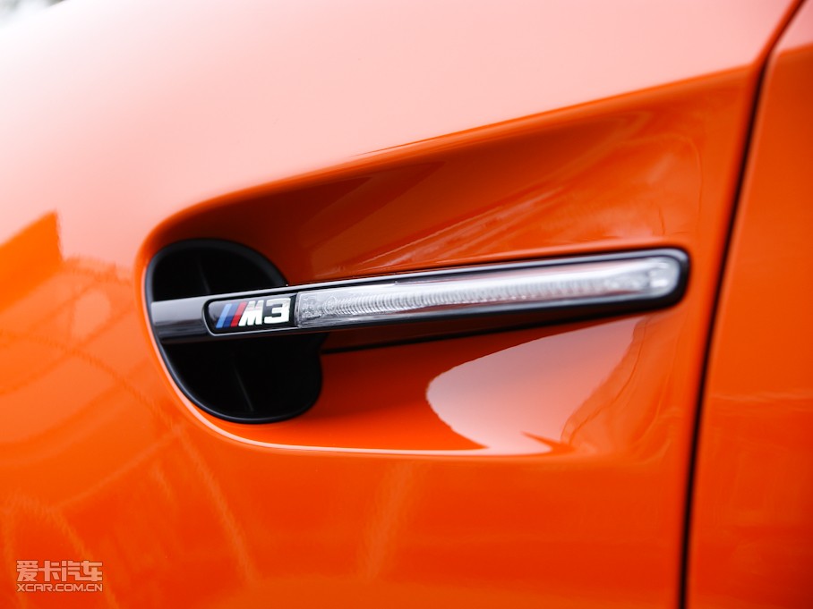 2010RM3pT 4.0 V8 25ذ